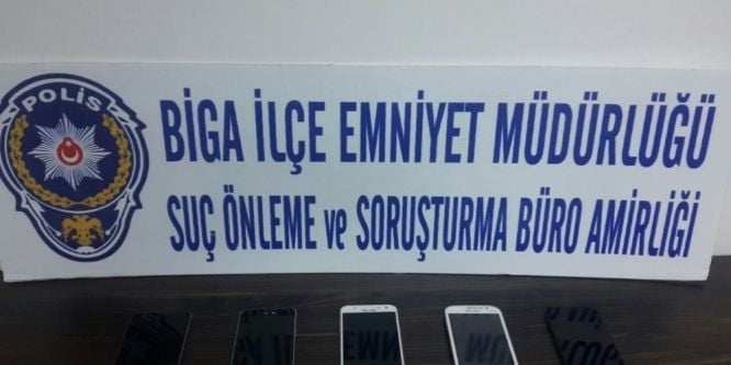 Telefon hırsızı yakayı ele verdi