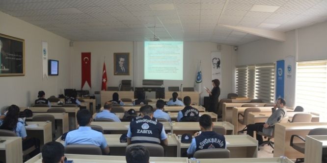 Göreve yeni başlayan zabıta personeline eğitim