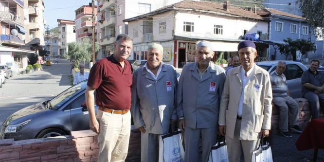 Kutsal topraklara gidecek hacı adayları uğurlandı
