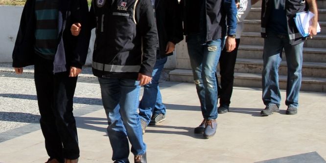 Muğla polisinden üç ilde FETÖ/PDY operasyonu