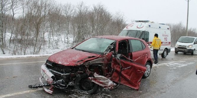 Tır ile otomobilin çarpıştı: 1 yaralı