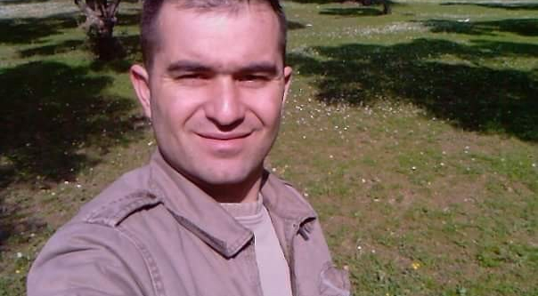 Eşini boğazını keserek öldüren koca tutuklandı
