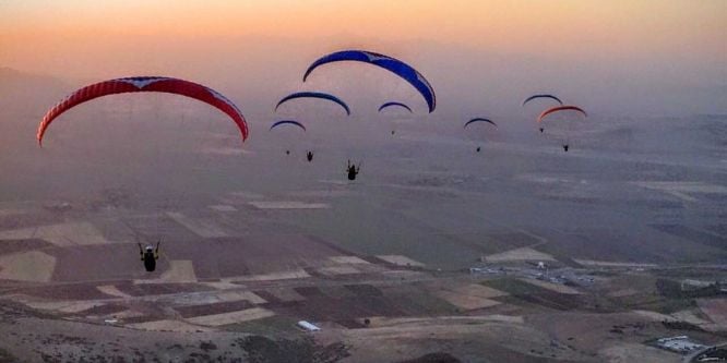 Yamaç paraşütünde GAÜN gururu