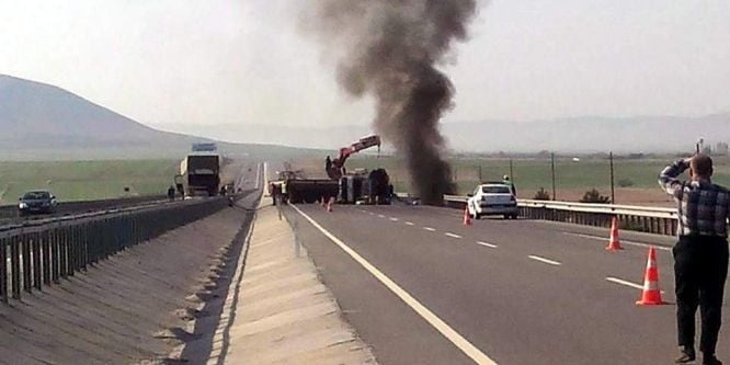 Kütahya’da 2 TIR çarpıştı: 1 yaralı