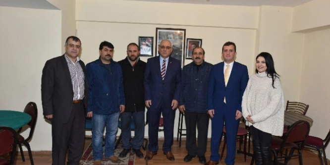 Metin Kara, esnaf odalarını ziyaret ederek sorunlarını dinledi