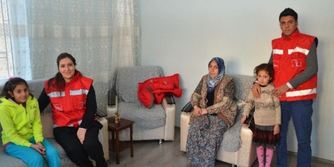 Terör saldırılarında yaralanan ve şehit düşenlerin ailelerine ziyaret