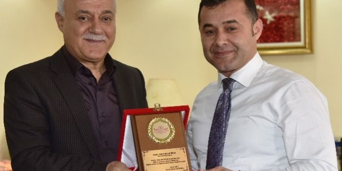 Nihat Hatipoğlu, Başkan Yücel’i ziyaret etti