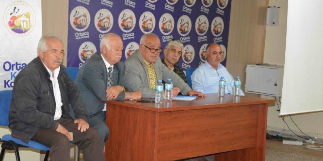 Başkan Karaçelik, pazarcıların sorunlarını dinledi