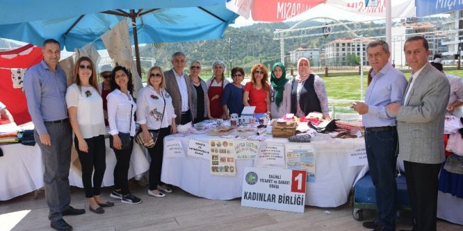 Kermes geliri öğrencilere burs olacak