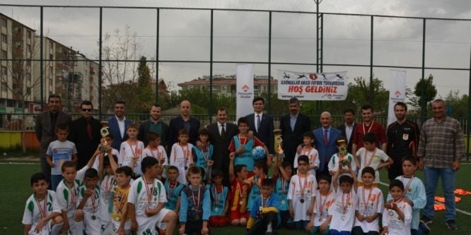 Iğdır’da okullar arası futbol turnuvası