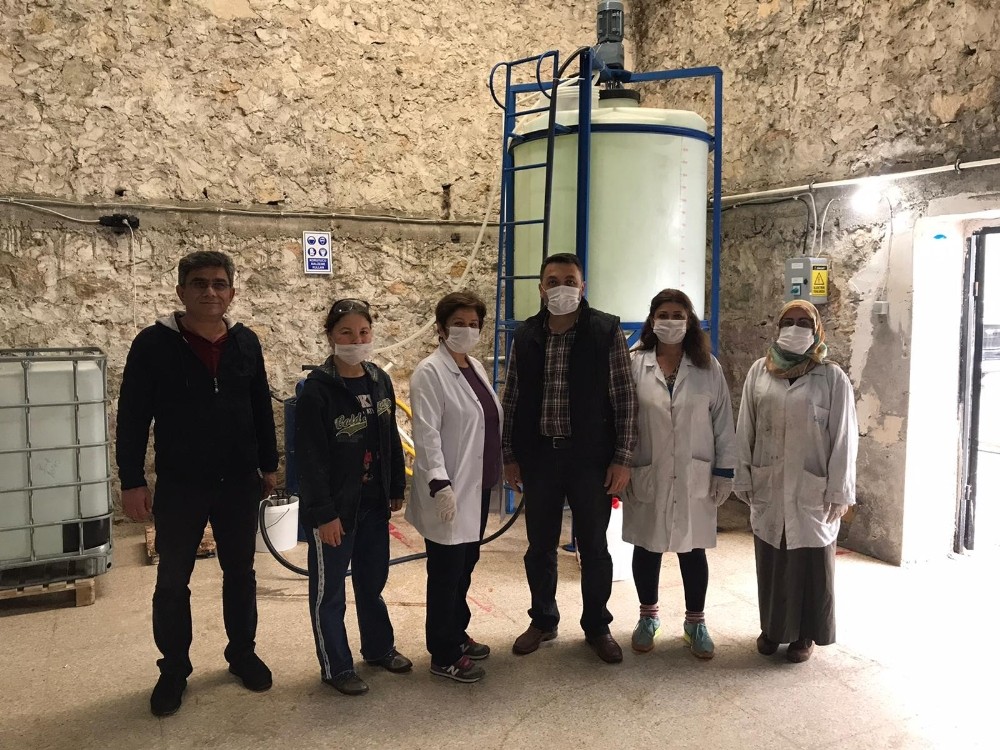 8 en iyi kış faaliyetleri görüntüsü Fabrika gibi okul dezenfektan üretimini sürdürüyor - Yeni Akit