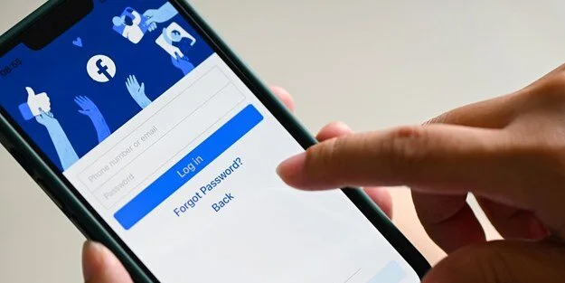 Facebook ilanları için "kimlik doğrulama" şartı! Yeni dönem resmen başlıyor
