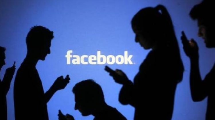 Facebook: Sosyal medya zarar veriyor