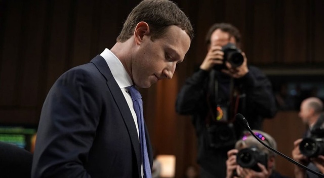 Facebook'un kurucusundan skandal itiraflar!