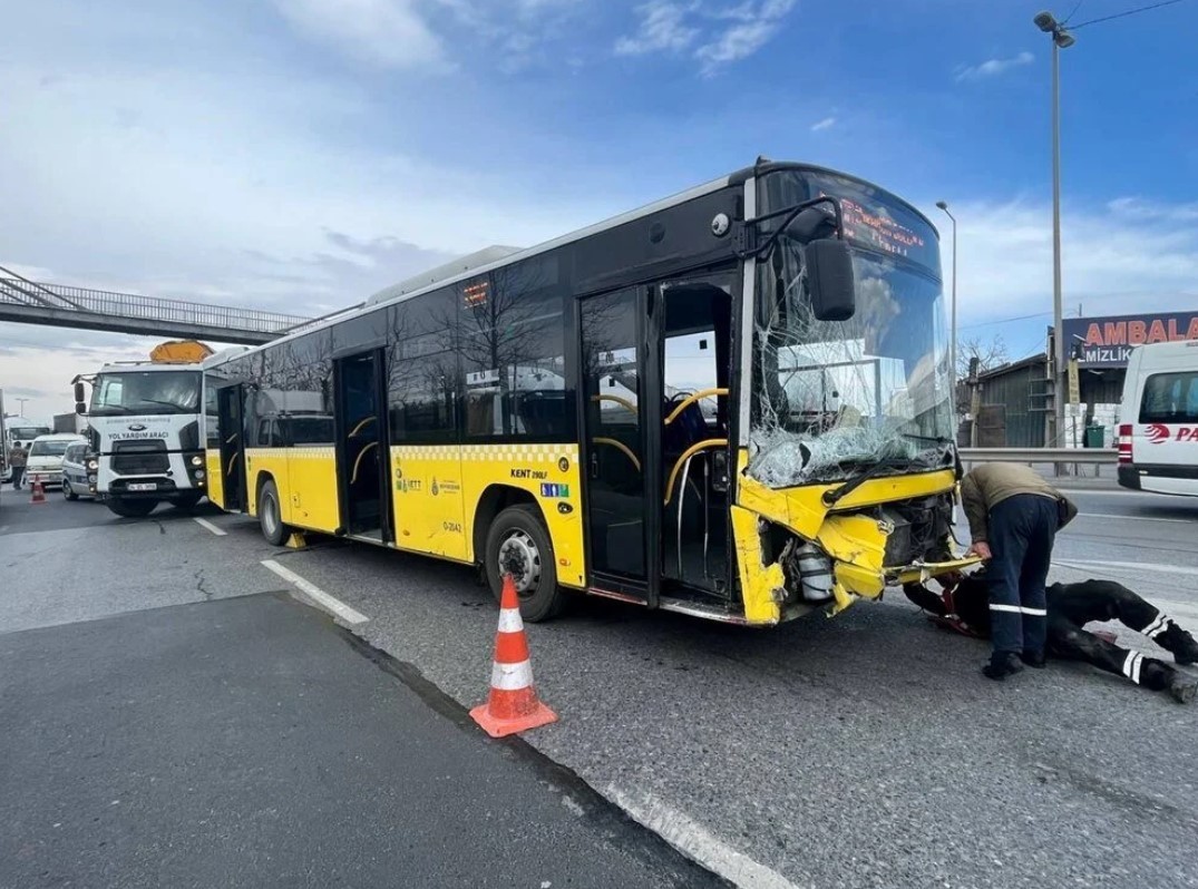 Faciadan dönüldü! Yine İETT yine kaza
