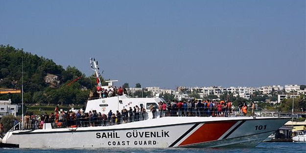 Faciadan kurtarılan 102 kişi Mersin'e getirildi