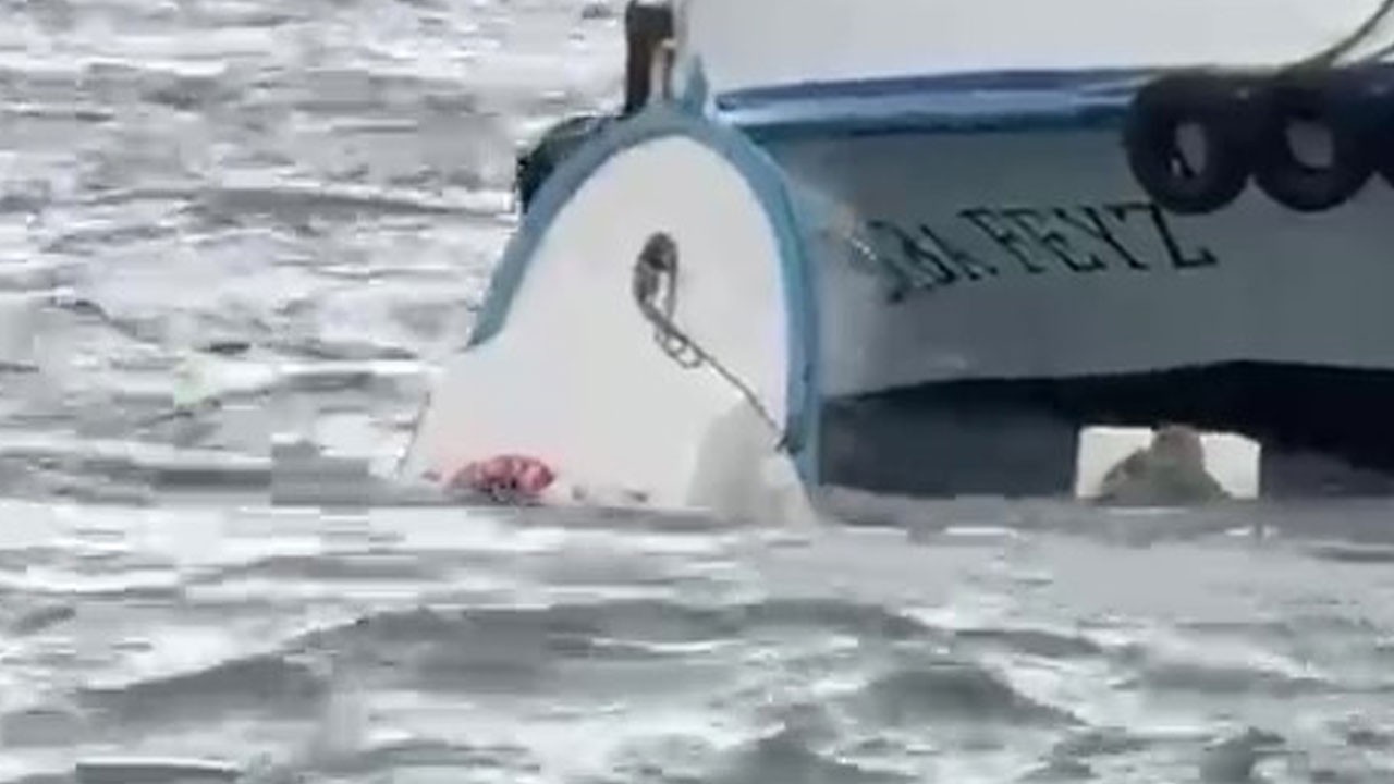 Facianın eşiğinden dönüldü! Karaköy'de yolcu vapuru balıkçı teknesine çarptı