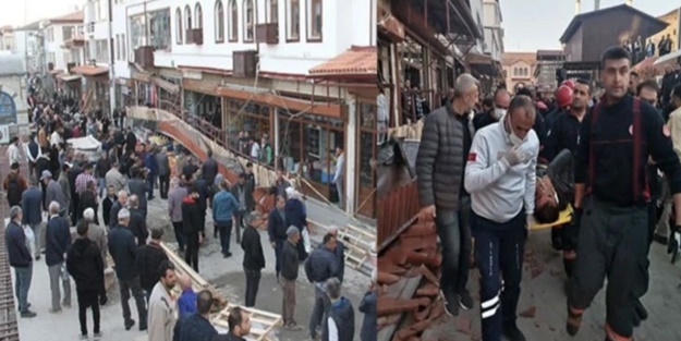 Faciaya kıl payı: Kapalıçarşı'da sundurma çöktü