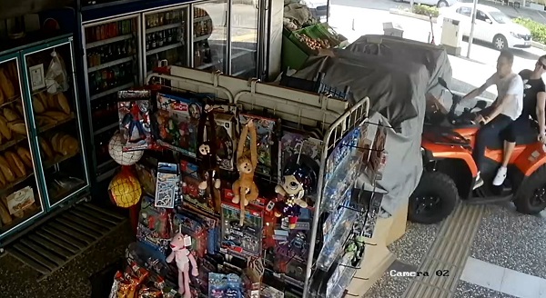 Faciayı su kolileri engelledi