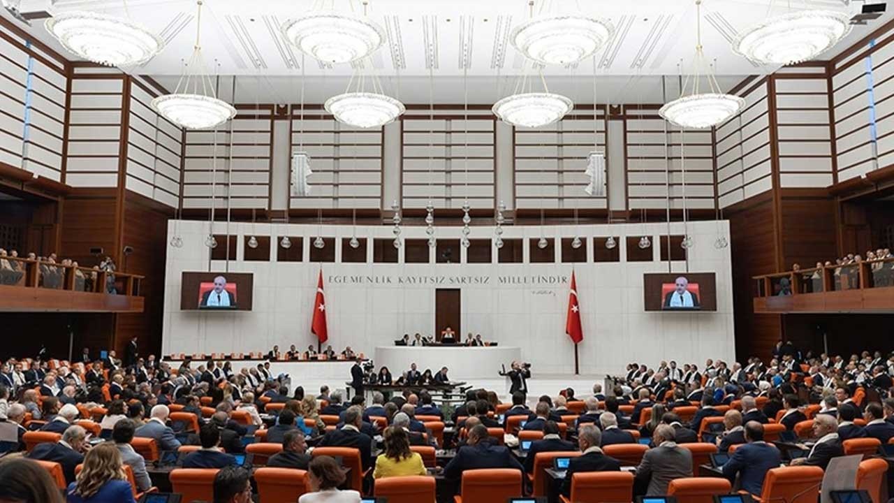 Fahiş aidatlara yönelik düzenlemeleri de içeren kanun teklifi TBMM Genel Kurulunda