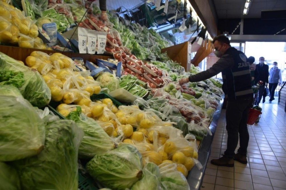 Fahiş fiyatlara karşı tüm marketler denetlendi 