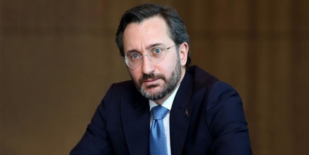 Fahrettin Altun'dan 24 Temmuz mesajı: 1999'da cezaevinden çıkan Erdoğan 2020'de Ayasofya Camisi'nin zincirlerini kırdı