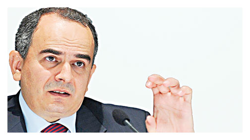 Faiz lobisine teslim oldu