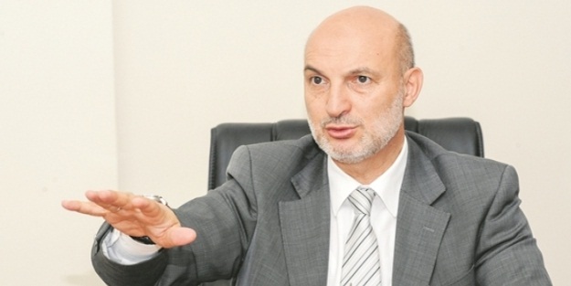 Faizleri artırmakla dolarda düşüş sağlanmaz