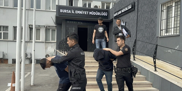 Fake hesapla vurgun... Çete çökertildi!