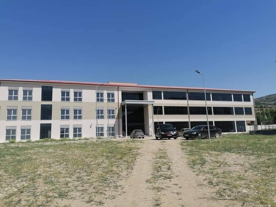 Fakülte binasını incelediler 