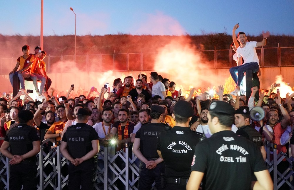 Falcao İstanbul’a geldi 