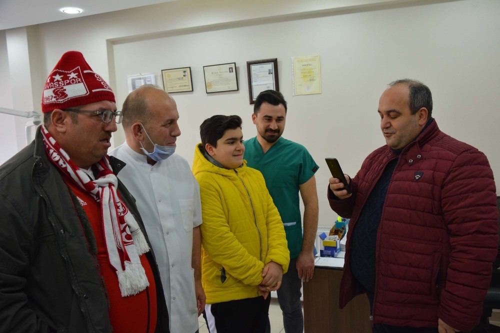 Fanatik Fenomen Dişlerine Kavuşacak 