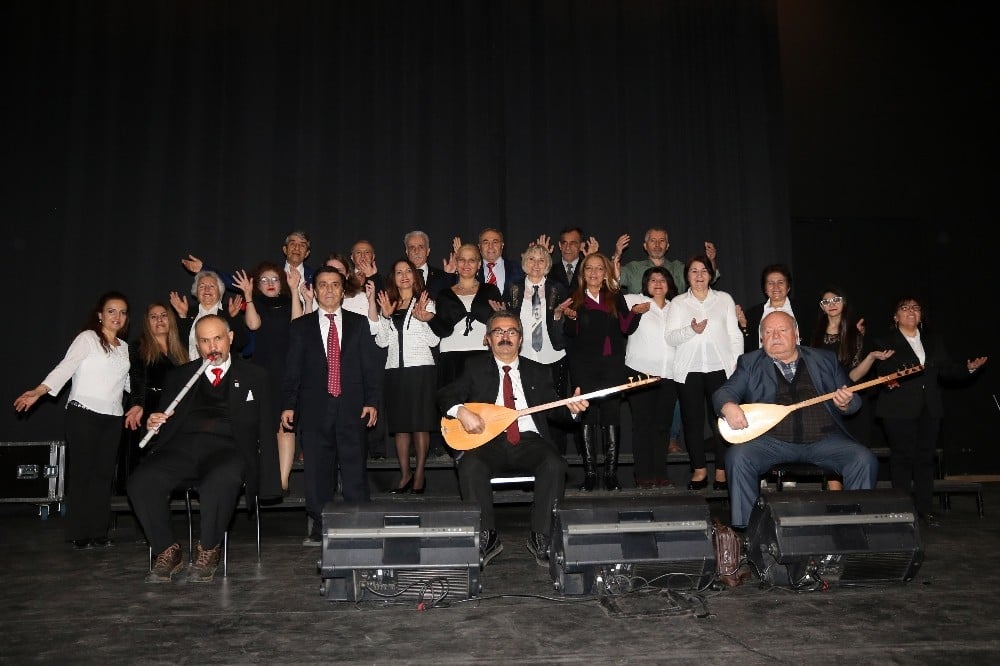 ’Farklı Renkler Farklı Sesler Korosu’ndan prova 