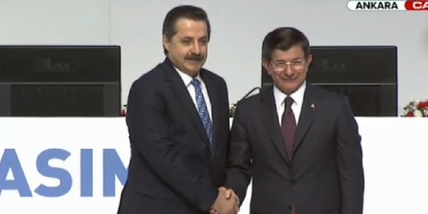 AK Partili isim salonu coşturdu