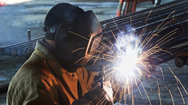 Faruk Özlü: 3 ilde 10 bin 500 kişiye iş imkanı