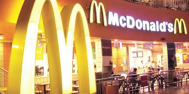 Fast food’çu McDonald’s: Fast food’tan uzak durun