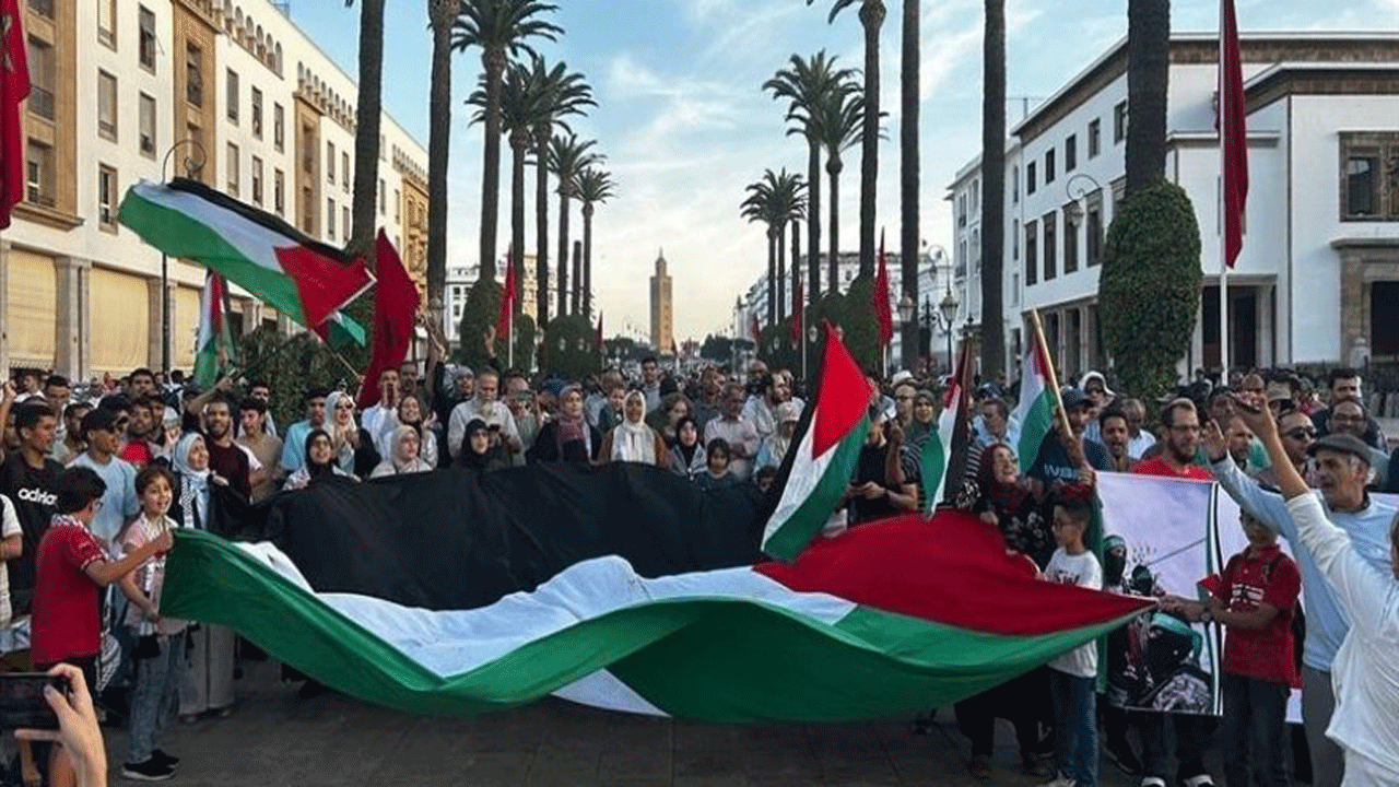 Fas'tan Gazze'ye destek! İsrail'in Gazze Şeridi'ne yönelik saldırıları ve işlediği suçlar protesto edildi