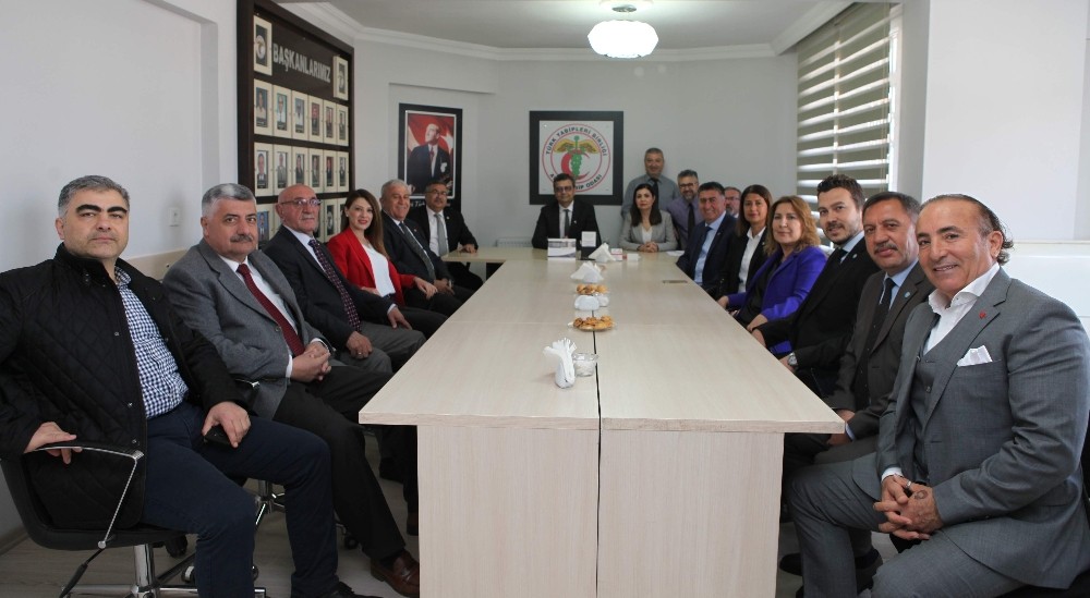 Fatih Atay’dan Aydın Tabip Odası’na Tıp Bayramı ziyareti 