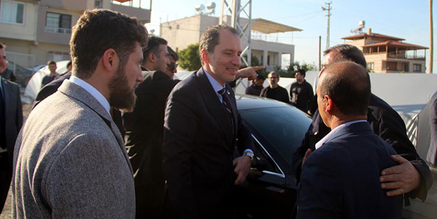 Fatih Erbakan depremzedelerle bir araya geldi!