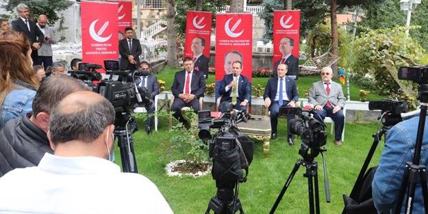 Fatih Erbakan: PCR test zorunluluğu bir zulümdür