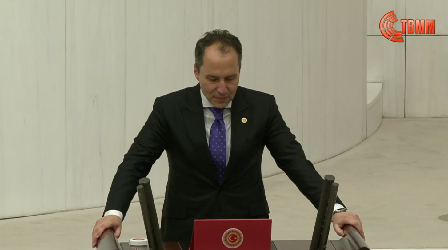 Fatih Erbakan yemin etti!