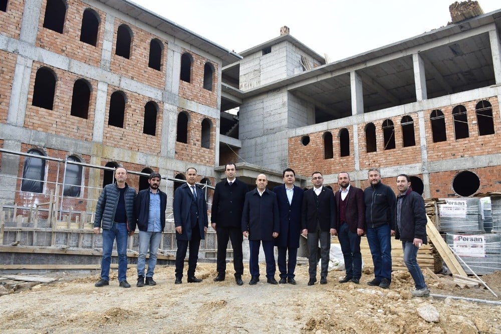 Fatih İlkokulu yeni eğitim-öğretim yılına hazır 