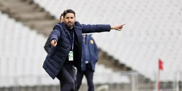 Fatih Karagümrük'te Şenol Can ile yollar ayrıldı