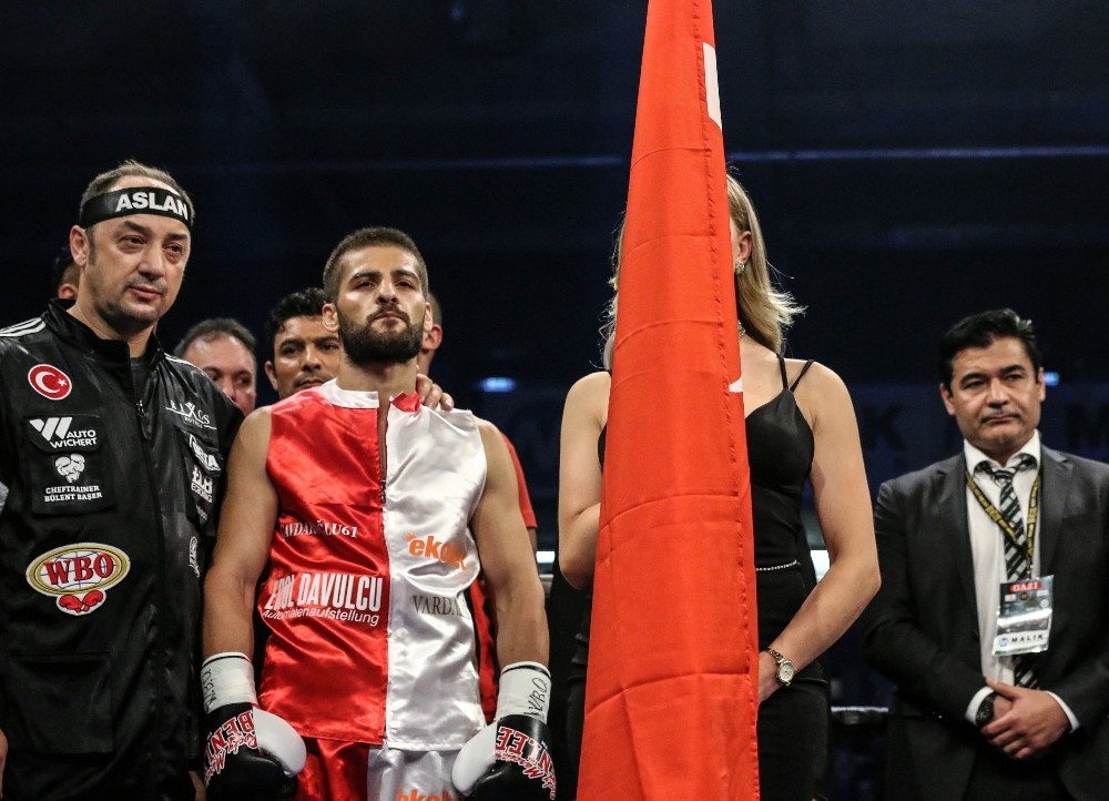 Fatih Keleş, altın kemerlere koşuyor 