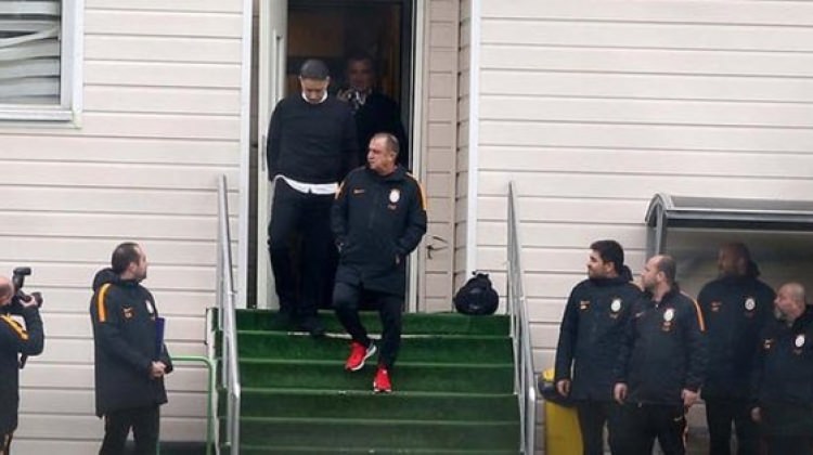 Fatih Terim eşofmanları giydi!