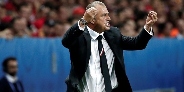 Terim takımdan ayrılmak isteyenleri açıkladı
