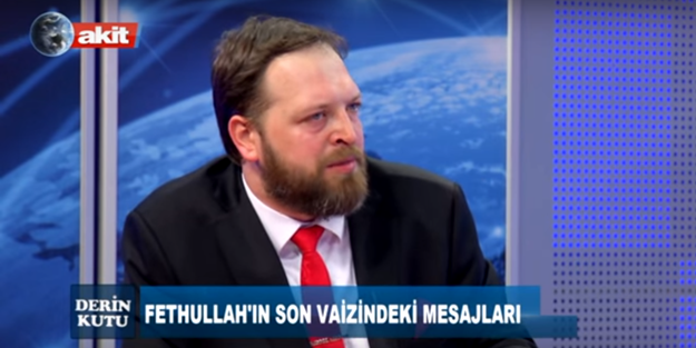 Fatih Tezcan: Fetvayla savcının koynuna kız soktular