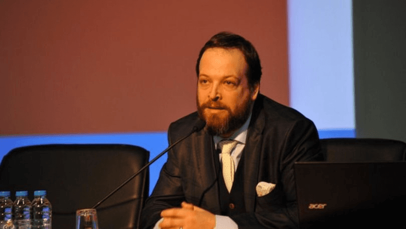 Fatih Tezcan’a “Atatürk’e hakaret”ten 1.5 yıl hapis
