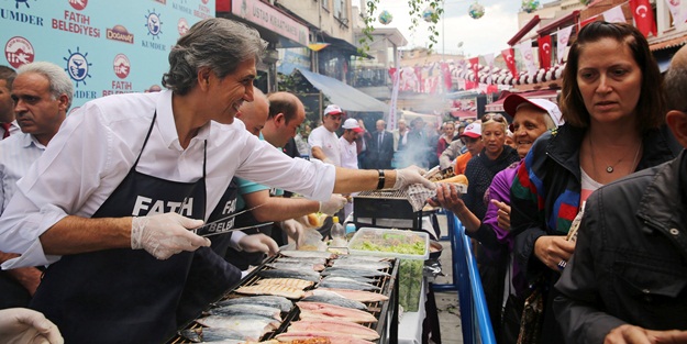 Fatih'te 12. Balık festivali başladı