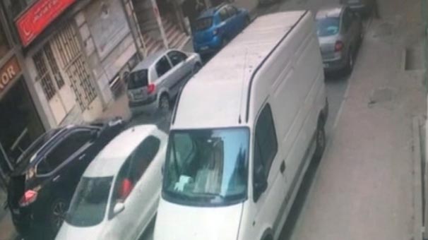 Fatih’te 3 yaşındaki çocuğa çarparak öldüren sürücü kaçtı